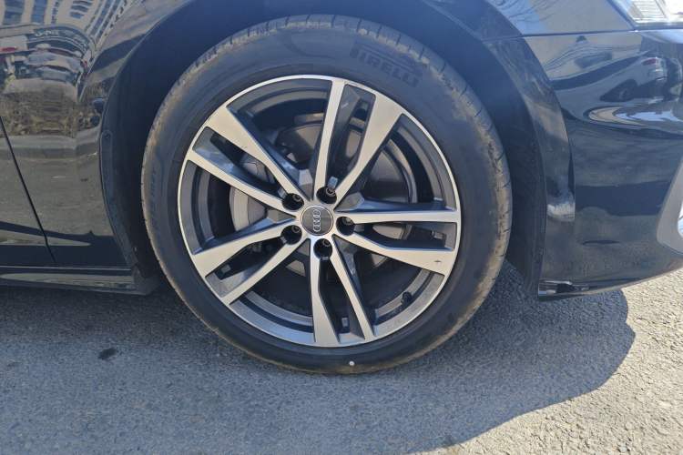 Used Audi A6L 2019 45 TFSI Prestige Dynamic Edition Right Front Wheel Hub