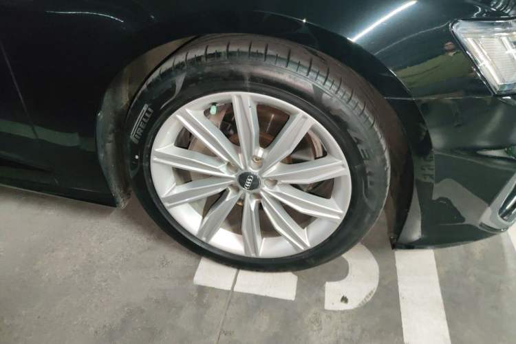 Used Audi A6L 2019 45 TFSI Prestige Dynamic Edition Right Front Wheel Hub