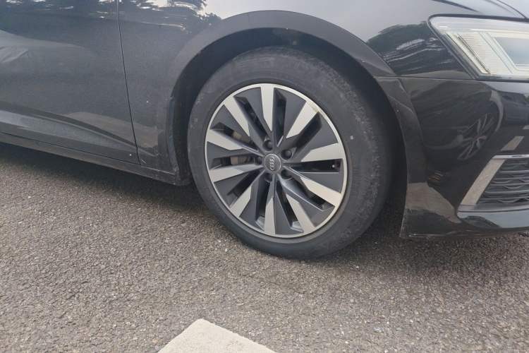 Used Audi A6L 2019 45 TFSI Prestige Elegant Edition Right Front Wheel Hub