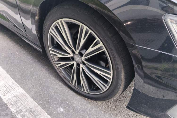 Used Audi A6L 2019 45 TFSI quattro Prestige Dynamic Edition Right Front Wheel Hub