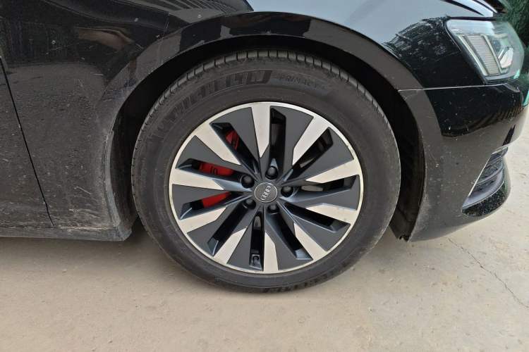 Used Audi A6L 2019 45 TFSI Prestige Elegant Edition Right Front Wheel Hub