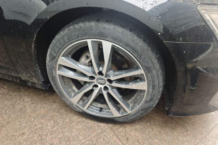 Used Audi A6L 2019 40 TFSI Luxury Dynamic Model Right Front Wheel Hub