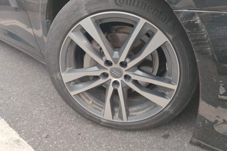 Used Audi A6L 2019 40 TFSI Luxury Dynamic Model Right Front Wheel Hub