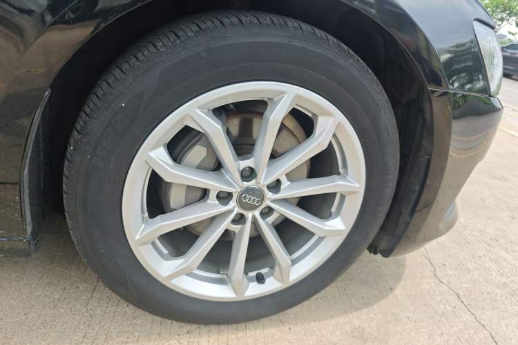 Used Audi A6L 2019 40 TFSI Luxury Prestige Edition Right Front Wheel Hub
