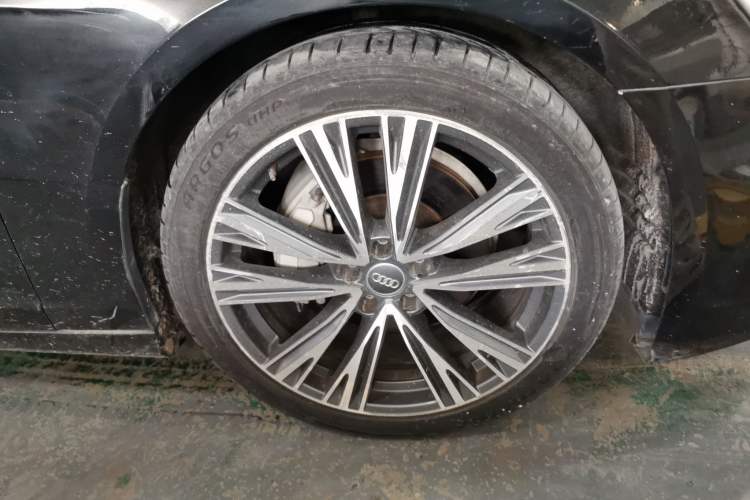 Used Audi A6L 2019 45 TFSI quattro Prestige Dynamic Edition Right Front Wheel Hub