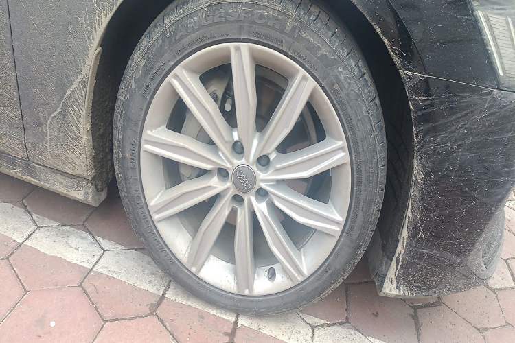Used Audi A6L 2019 45 TFSI Prestige Dynamic Edition Right Front Wheel Hub