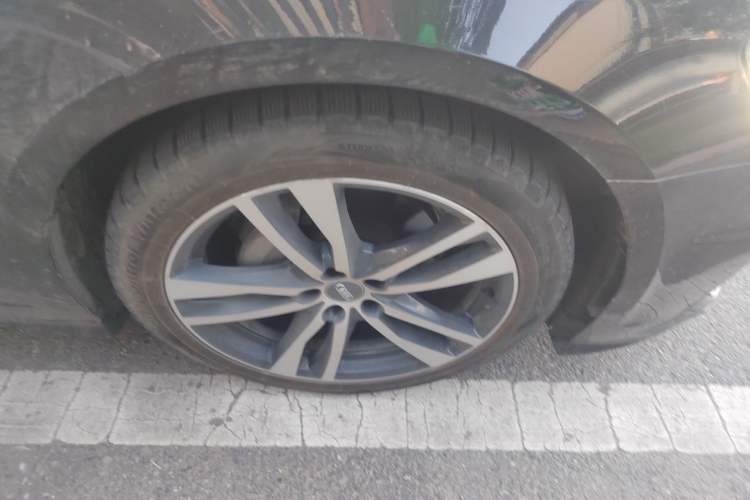 Used Audi A6L 2019 40 TFSI Luxury Dynamic Model Right Front Wheel Hub