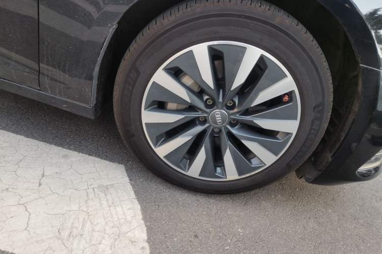 Used Audi A6L 2019 45 TFSI Prestige Elegant Edition Right Front Wheel Hub