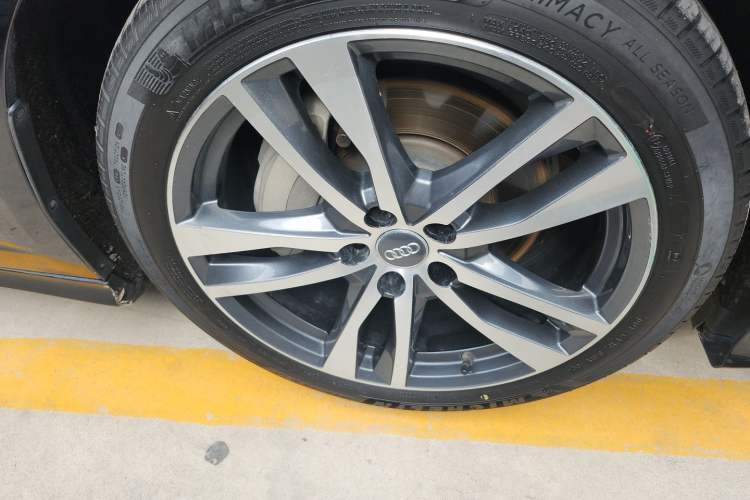Used Audi A6L 2019 45 TFSI Prestige Dynamic Edition Right Front Wheel Hub