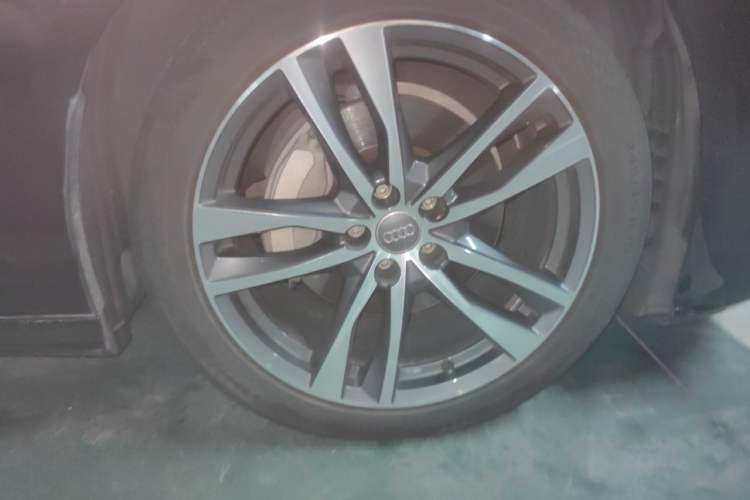Used Audi A6L 2019 45 TFSI Prestige Dynamic Edition Right Front Wheel Hub