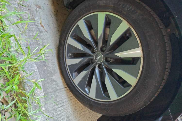Used Audi A6L 2019 45 TFSI Prestige Elegant Edition Right Front Wheel Hub