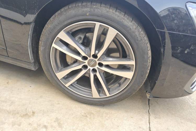 Used Audi A6L 2019 45 TFSI Prestige Dynamic Edition Right Front Wheel Hub
