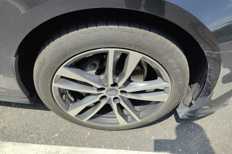 Used Audi A6L 2019 40 TFSI Luxury Dynamic Model Right Front Wheel Hub