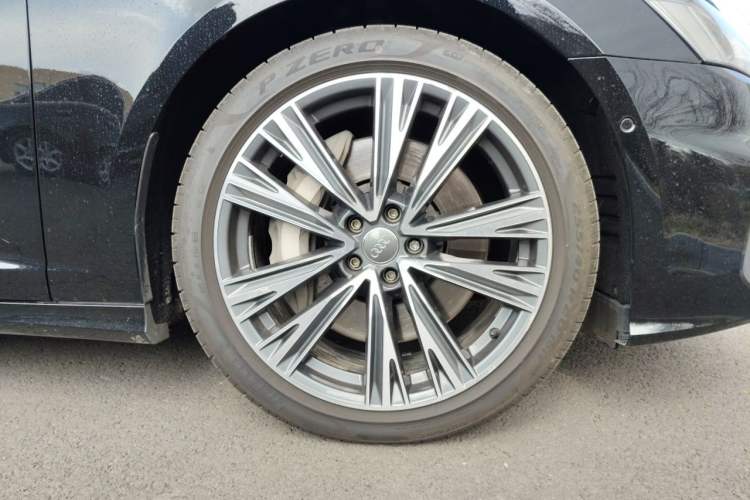 Used Audi A6L 2019 55 TFSI quattro Prestige Dynamic Edition Right Front Wheel Hub