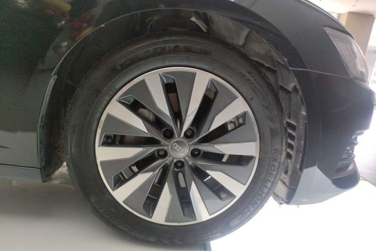 Used Audi A6L 2019 45 TFSI Prestige Elegant Edition Right Front Wheel Hub