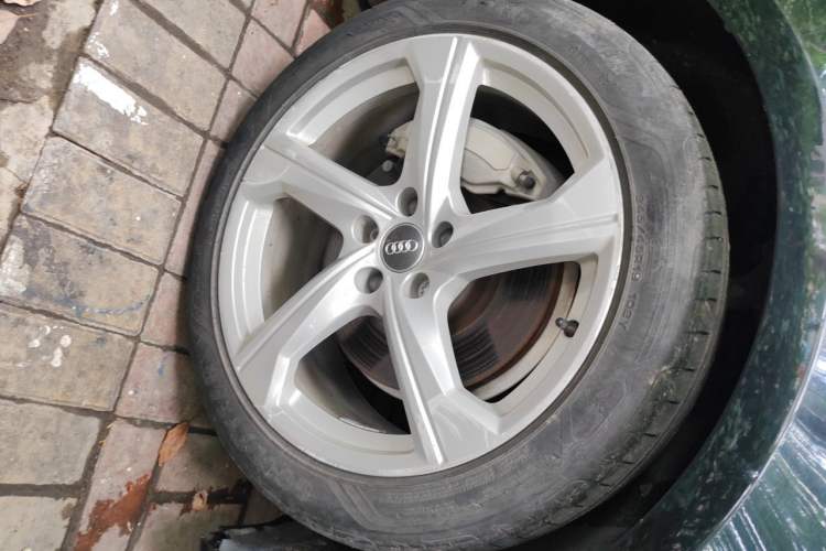 Used Audi A6L 2019 45 TFSI quattro Prestige Elegant Edition Right Front Wheel Hub