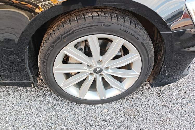 Used Audi A6L 2019 45 TFSI Prestige Dynamic Edition Right Front Wheel Hub