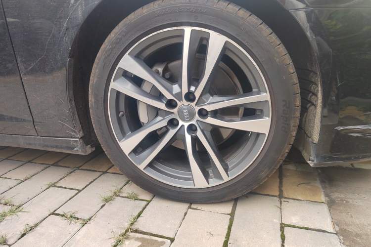 Used Audi A6L 2019 45 TFSI Prestige Dynamic Edition Right Front Wheel Hub