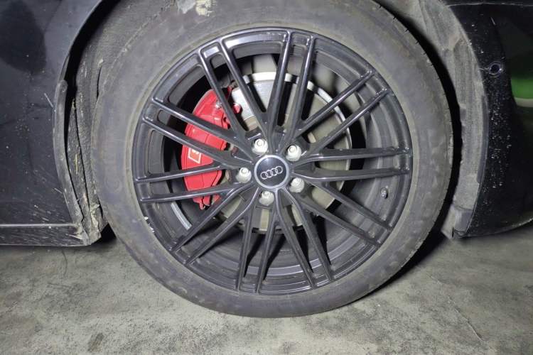Used Audi A6L 2019 45 TFSI quattro Prestige Elegant Edition Right Front Wheel Hub