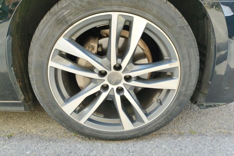 Used Audi A6L 2019 40 TFSI Luxury Dynamic Model Right Front Wheel Hub