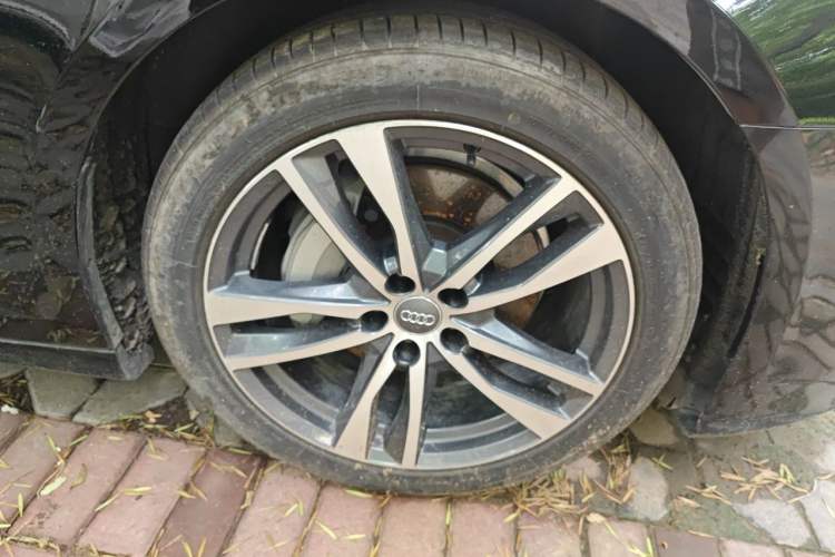 Used Audi A6L 2019 45 TFSI Prestige Elegant Edition Right Front Wheel Hub