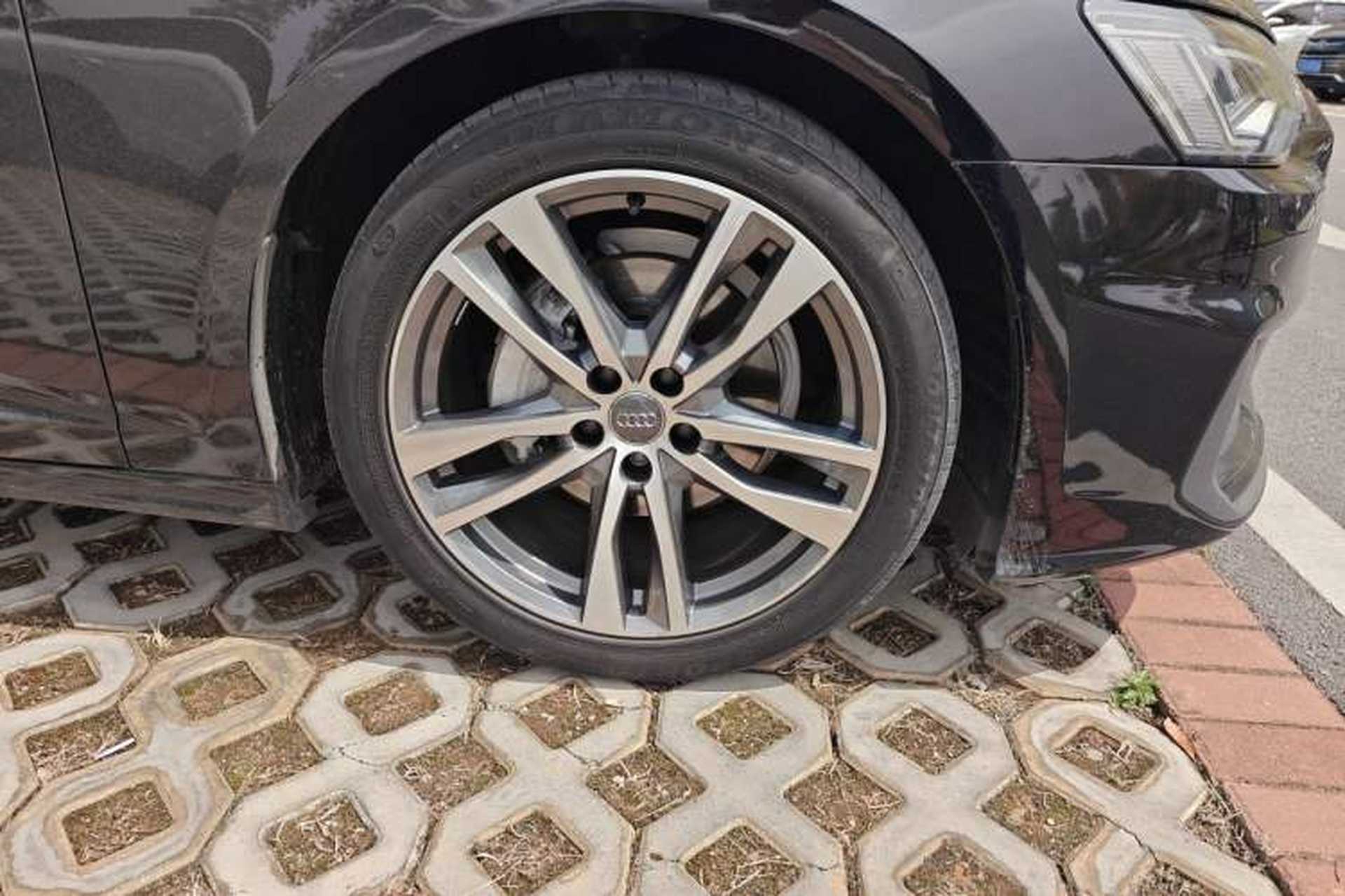 Used Audi A6L 2019 40 TFSI Luxury Dynamic Model Right Front Wheel Hub