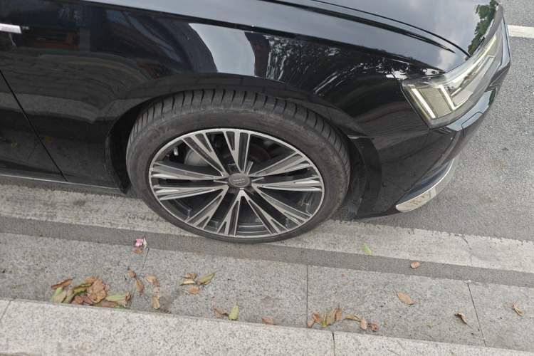 Used Audi A6L 2019 45 TFSI Prestige Elegant Edition Right Front Wheel Hub