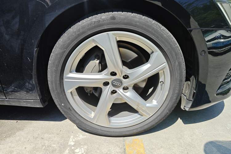 Used Audi A6L 2019 45 TFSI quattro Prestige Edition Right Front Wheel Hub