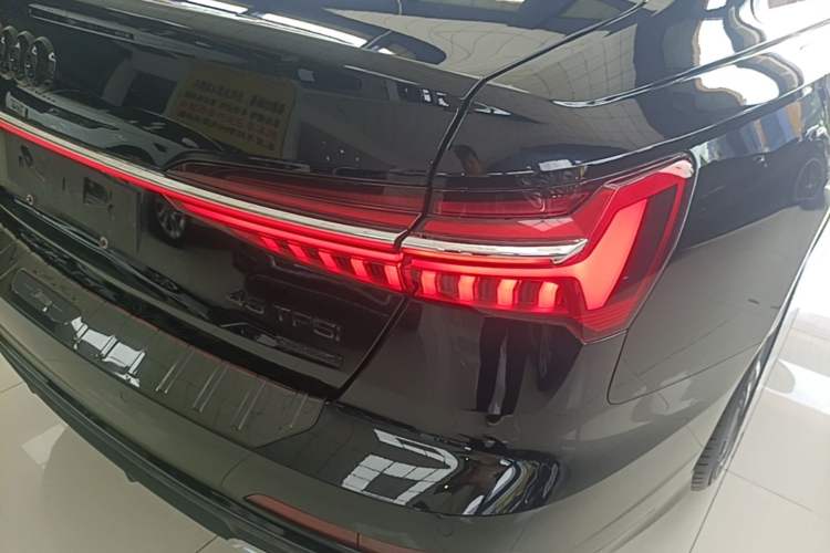 Used Audi A6L 2019 40 TFSI Luxury Dynamic Model Right Rear Taillight