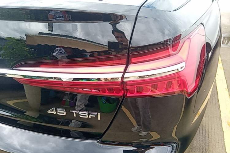 Used Audi A6L 2019 45 TFSI Prestige Dynamic Edition Right Rear Taillight