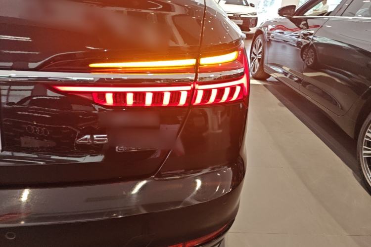 Used Audi A6L 2019 40 TFSI Luxury Prestige Edition Right Rear Taillight