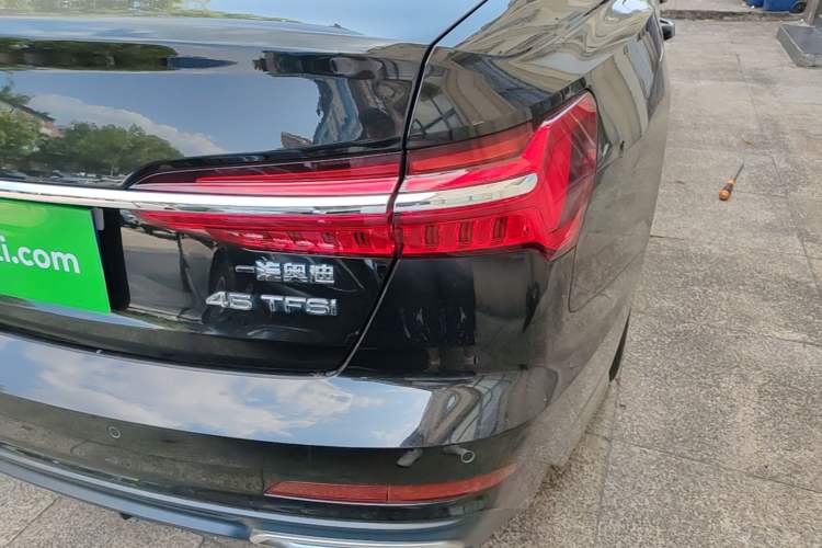 Used Audi A6L 2019 40 TFSI Luxury Dynamic Model Right Rear Taillight