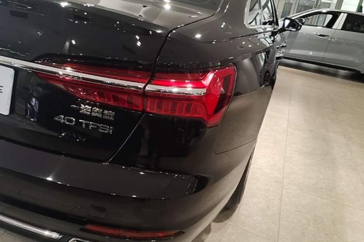 Used Audi A6L 2019 40 TFSI Luxury Prestige Edition Right Rear Taillight