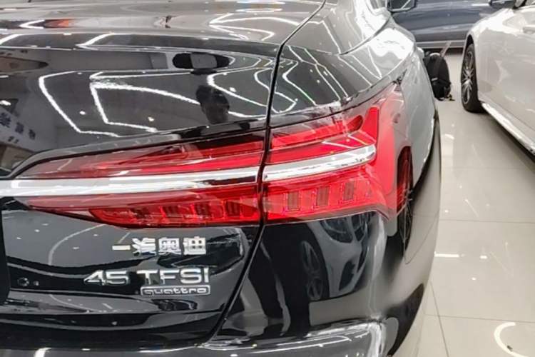 Used Audi A6L 2019 45 TFSI quattro Prestige Dynamic Edition Right Rear Taillight