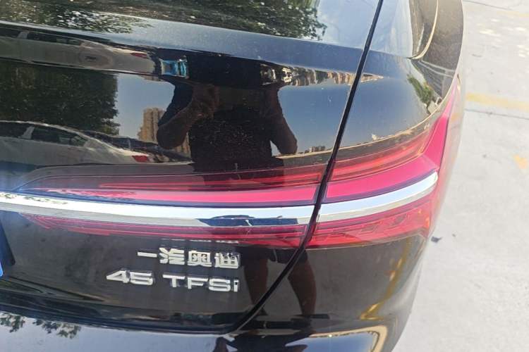 Used Audi A6L 2019 45 TFSI Prestige Dynamic Edition Right Rear Taillight
