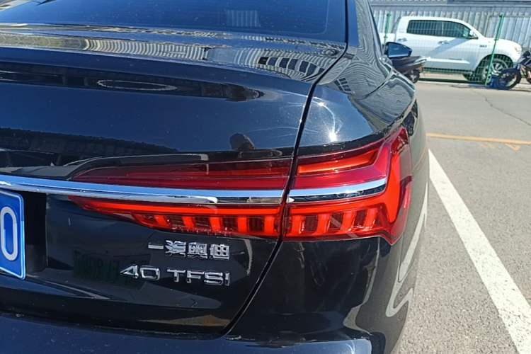 Used Audi A6L 2019 40 TFSI Luxury Prestige Edition Right Rear Taillight