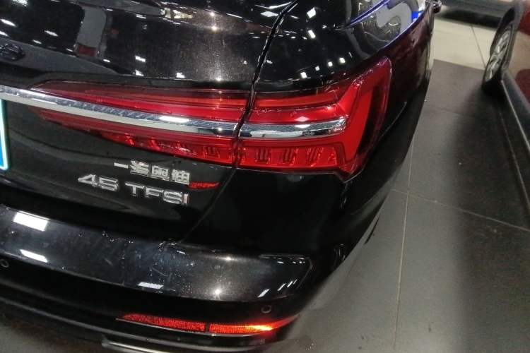 Used Audi A6L 2019 45 TFSI Prestige Dynamic Edition Right Rear Taillight