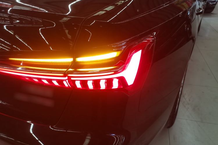 Used Audi A6L 2019 40 TFSI Luxury Prestige Edition Right Rear Taillight