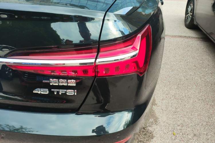 Used Audi A6L 2019 45 TFSI Prestige Dynamic Edition Right Rear Taillight