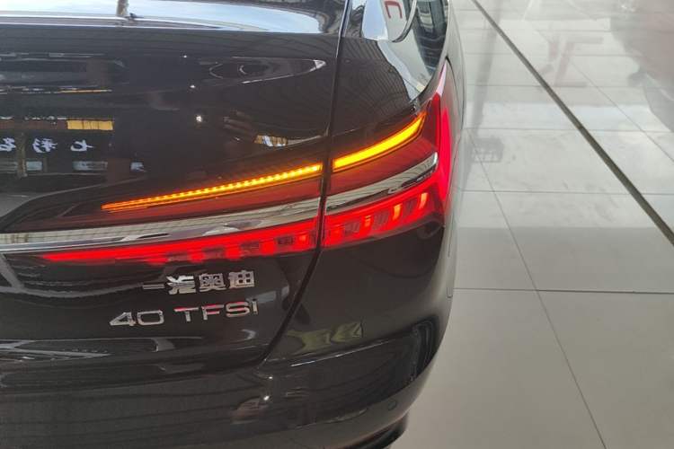 Used Audi A6L 2019 40 TFSI Luxury Dynamic Model Right Rear Taillight