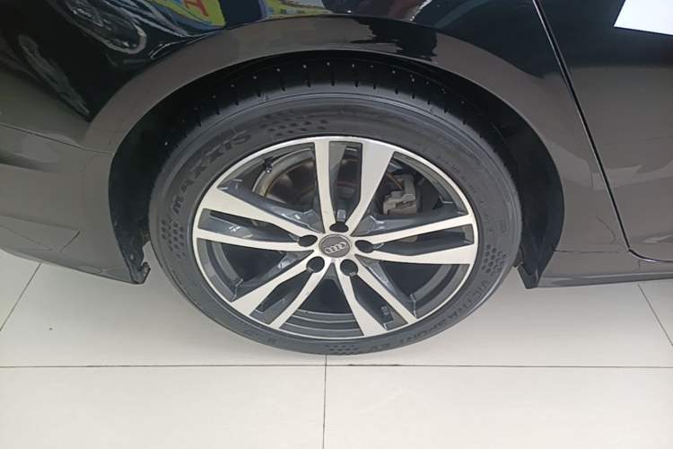 Used Audi A6L 2019 40 TFSI Luxury Dynamic Model Right Rear Wheel Hub
