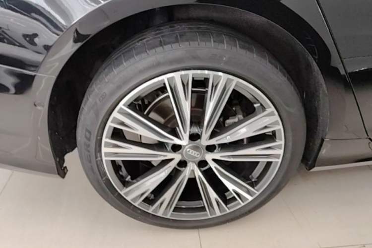 Used Audi A6L 2019 45 TFSI quattro Prestige Dynamic Edition Right Rear Wheel Hub