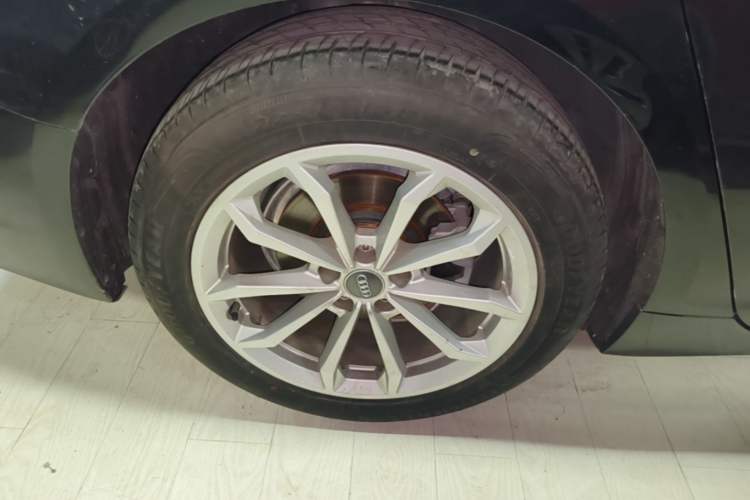 Used Audi A6L 2019 40 TFSI Luxury Prestige Edition Right Rear Wheel Hub