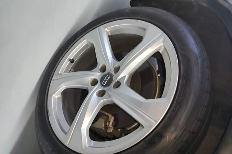 Used Audi A6L 2019 45 TFSI quattro Prestige Elegant Edition Right Rear Wheel Hub
