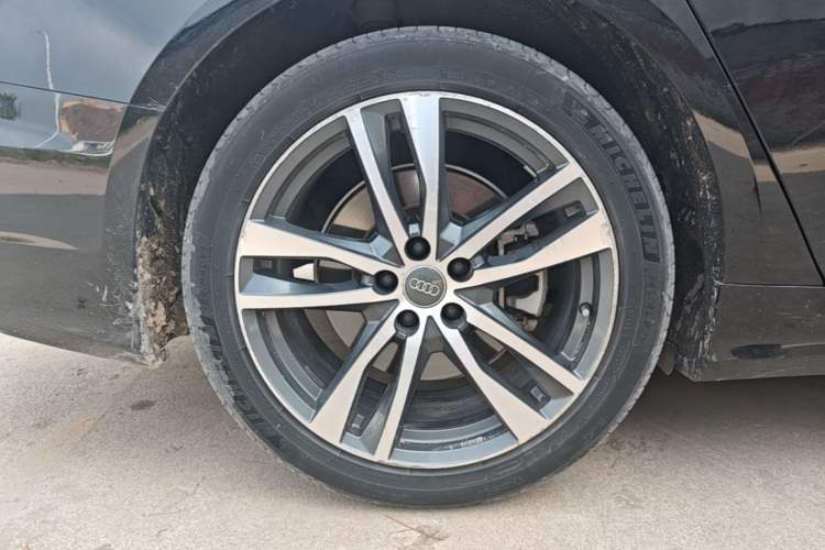 Used Audi A6L 2019 45 TFSI Prestige Dynamic Edition Right Rear Wheel Hub