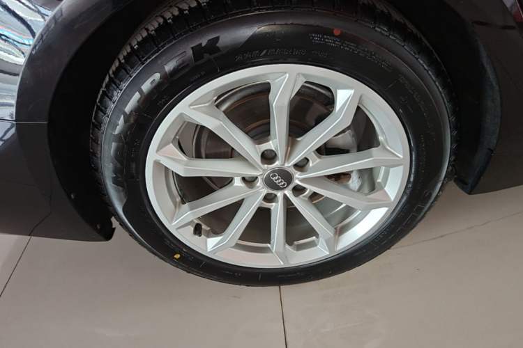 Used Audi A6L 2019 40 TFSI Luxury Prestige Edition Right Rear Wheel Hub