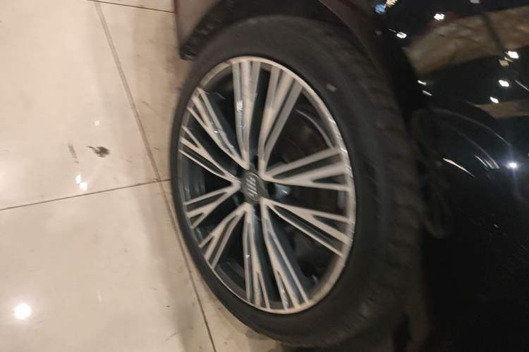 Used Audi A6L 2019 45 TFSI quattro Prestige Dynamic Edition Right Rear Wheel Hub