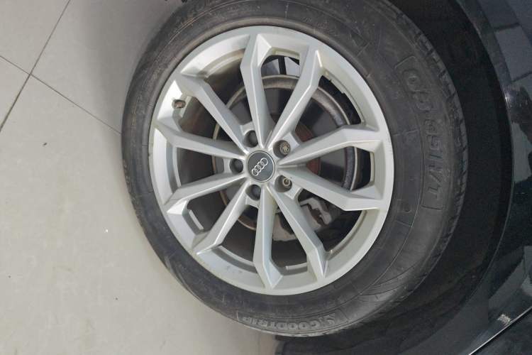 Used Audi A6L 2019 40 TFSI Luxury Prestige Edition Right Rear Wheel Hub