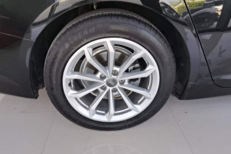 Used Audi A6L 2019 40 TFSI Luxury Prestige Edition Right Rear Wheel Hub