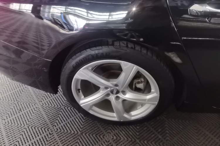 Used Audi A6L 2019 45 TFSI quattro Prestige Elegant Edition Right Rear Wheel Hub